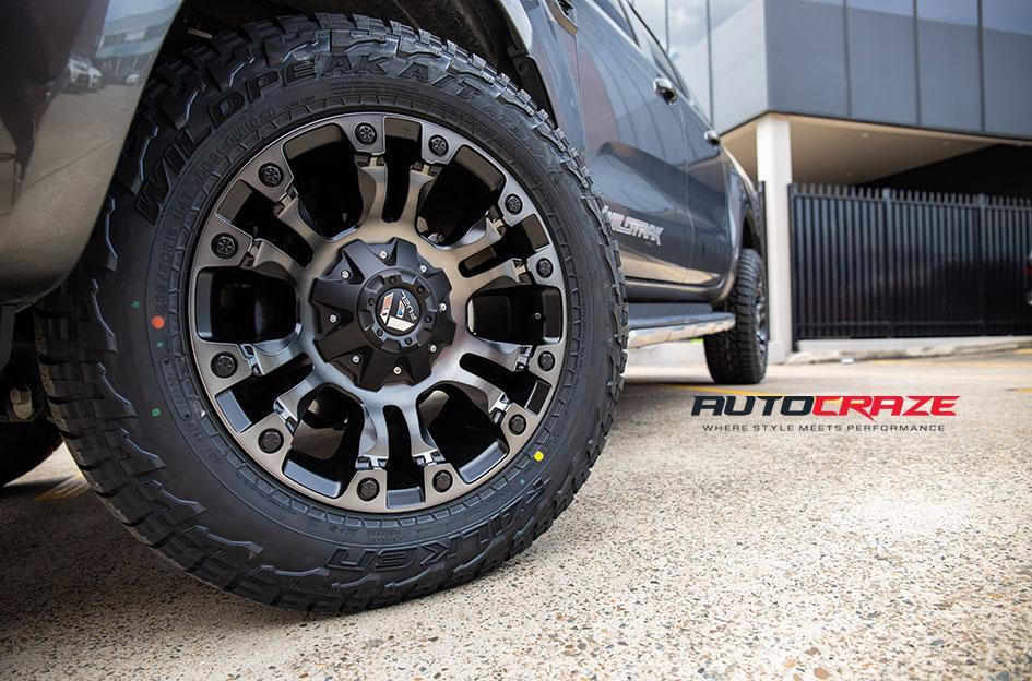 FORD-RANGER-VAPOR-BLACK-MACHINED-WITH-DARK-TINT